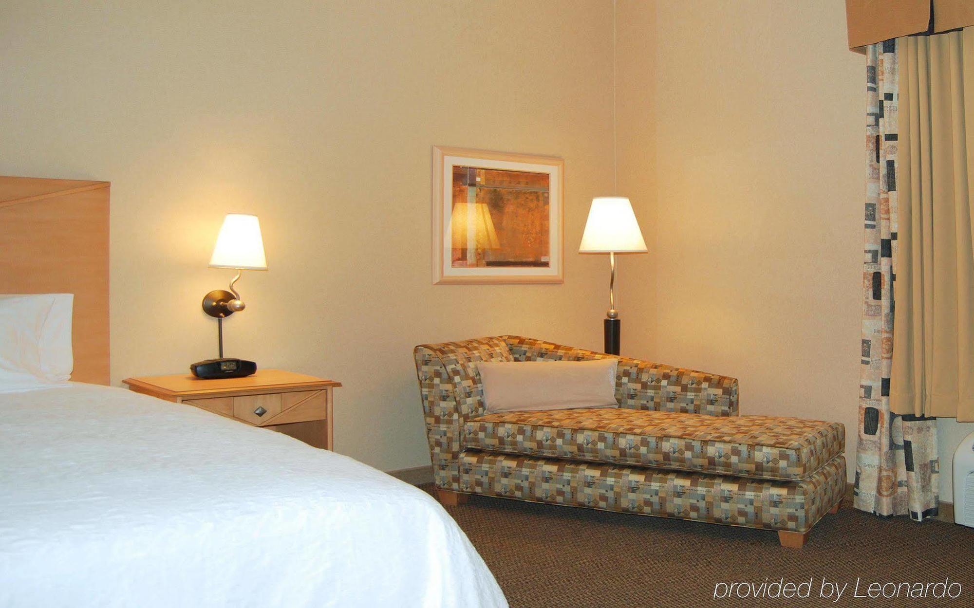 Hampton Inn & Suites Highland San Bernardino Chambre photo