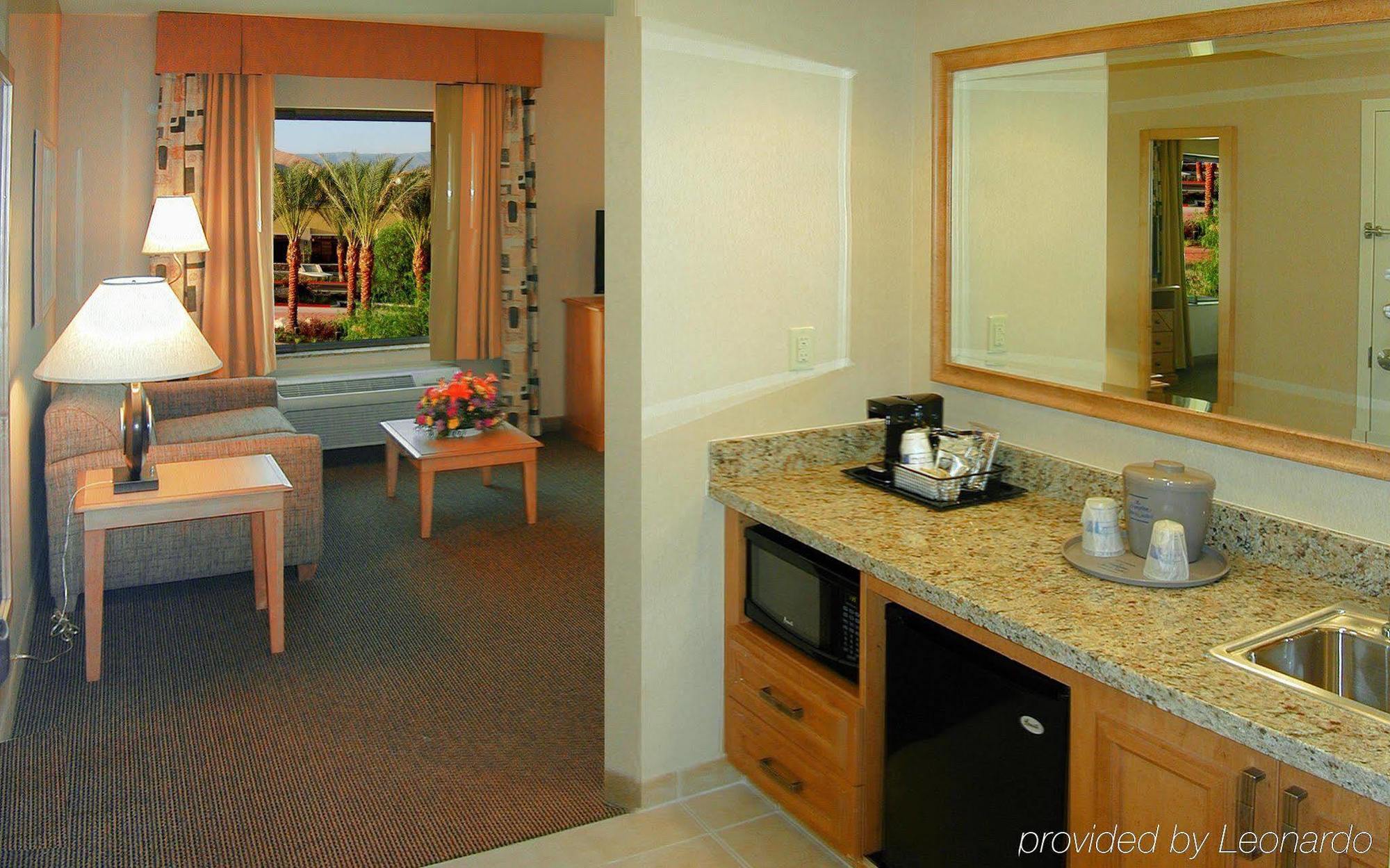 Hampton Inn & Suites Highland San Bernardino Chambre photo