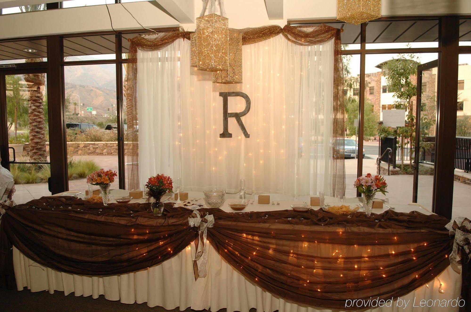 Hampton Inn & Suites Highland San Bernardino Restaurant photo
